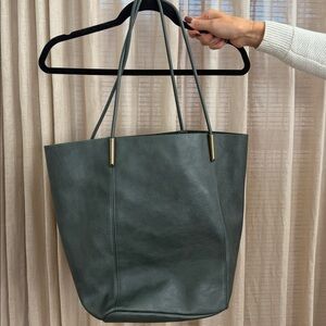 Anthropologie tote